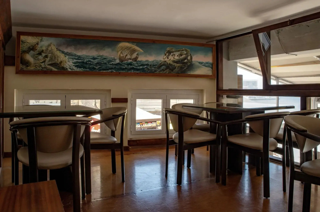 Lucia Hotel
