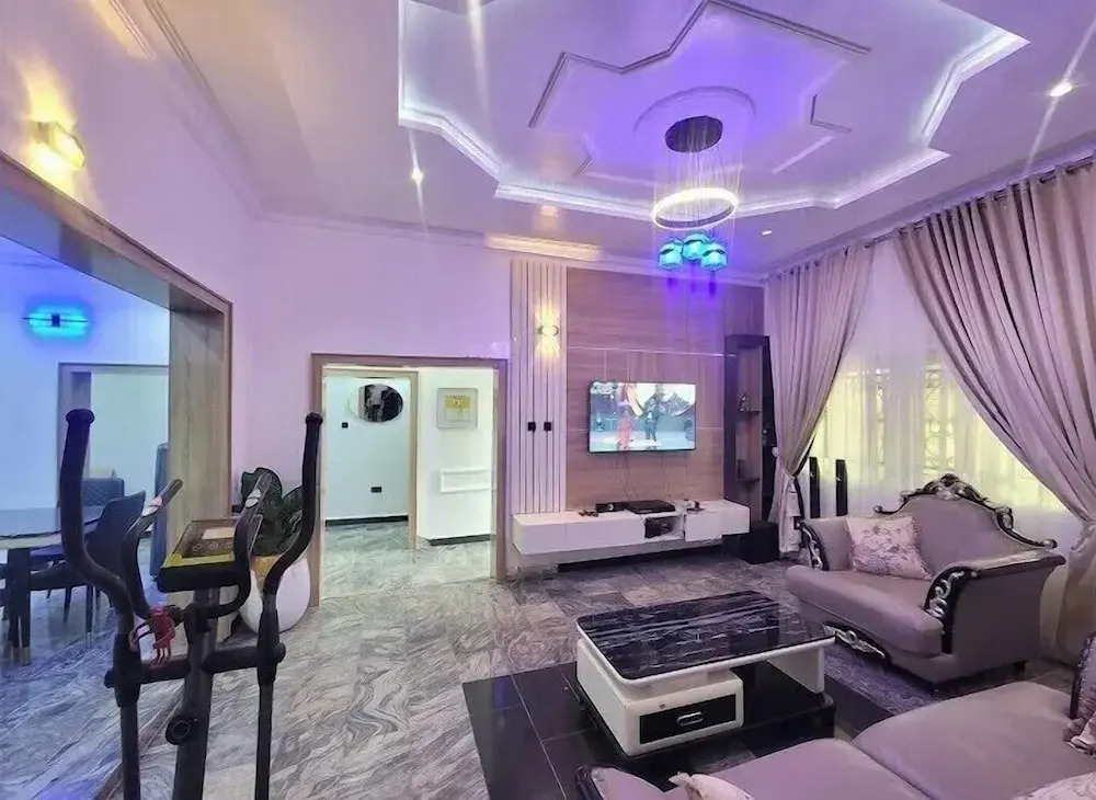 All Smiles Luxury Apartment