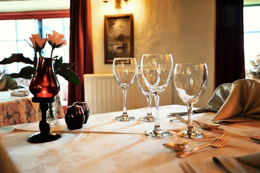 The Barton Cross Hotel