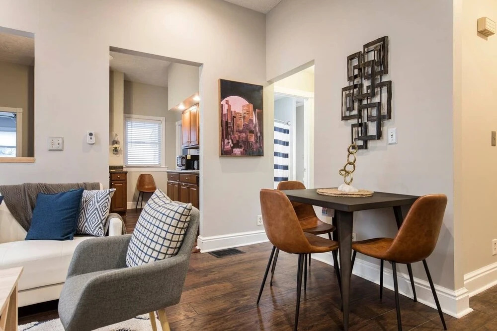 Gorgeous 3BR 2BA on Frankfort | by Cozysuites