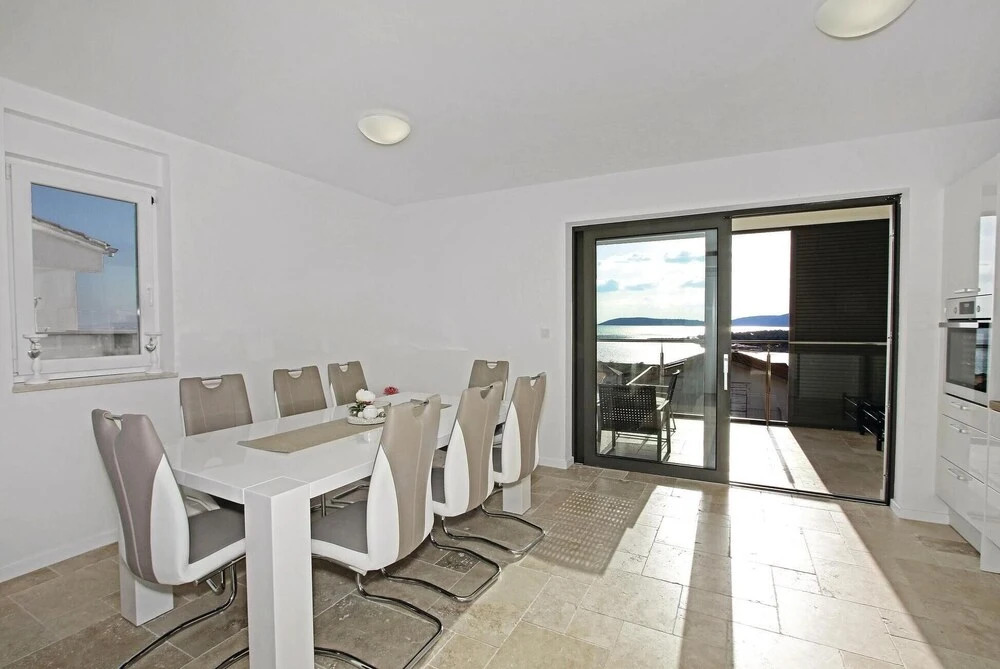 Amazing Home in Sibenik With Wifi and 3 Bedrooms