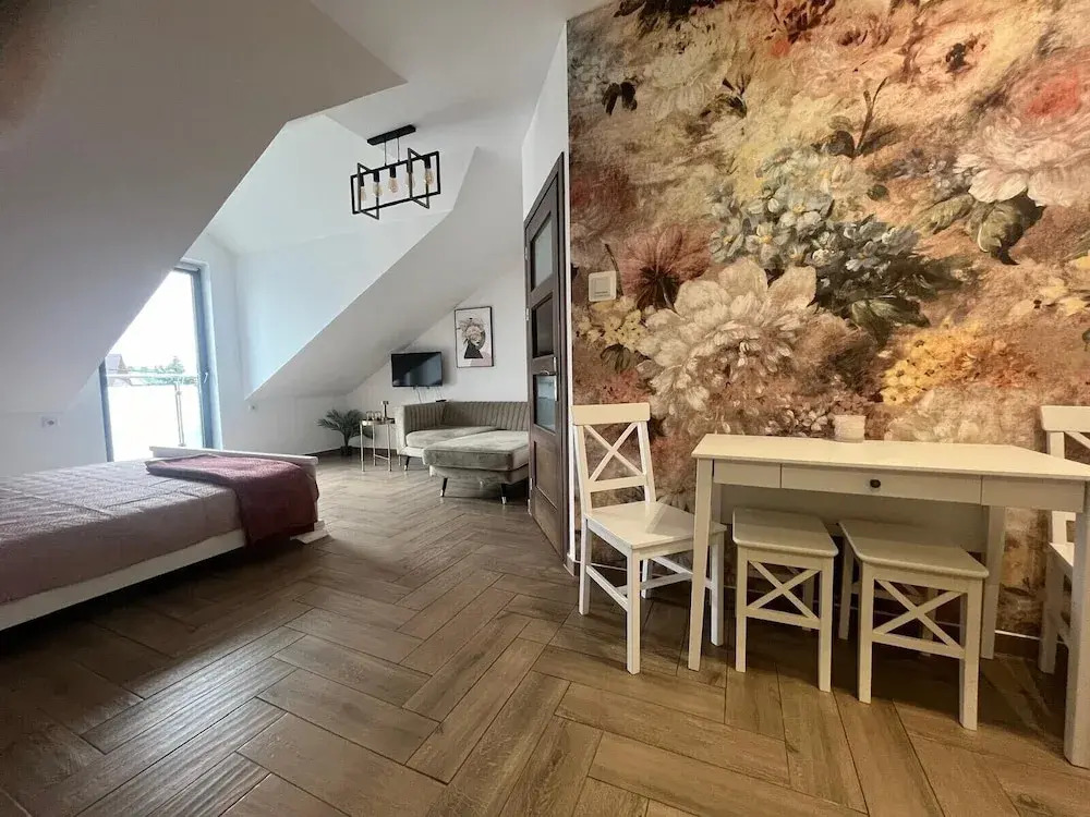 Apartament KOLEJOVA 20 z sypialnią