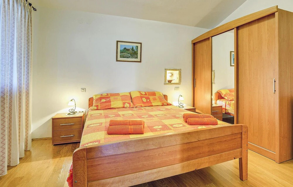 Awesome Home in Rakalj With 2 Bedrooms and Wifi