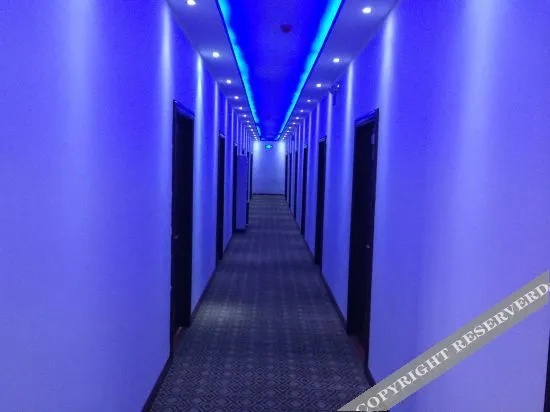 7tiandi Business Hotel (Zhengzhou Dianzi Xinxi Zhiye Jishu Xueyuan Zhongmu Station)