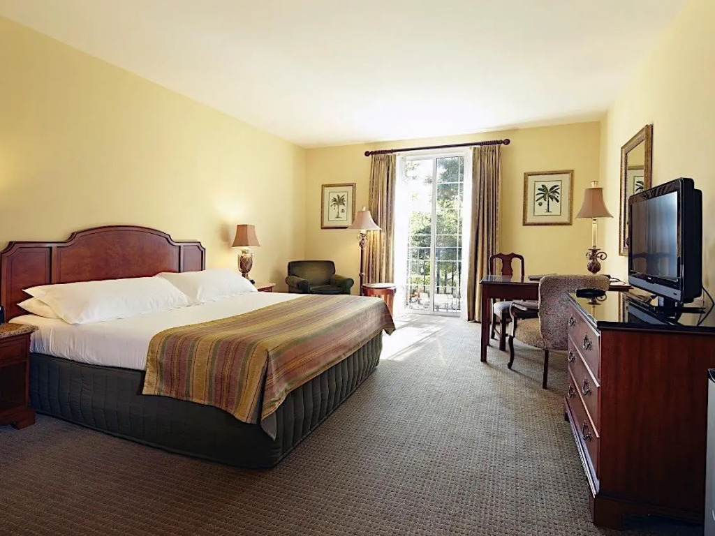 The Capri Inn