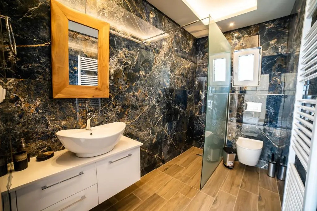 Thomas House Hersonissos - Private Pool - Sleeps 6