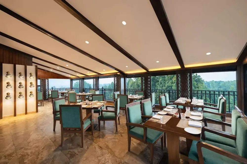 Golden Tulip Srinagar