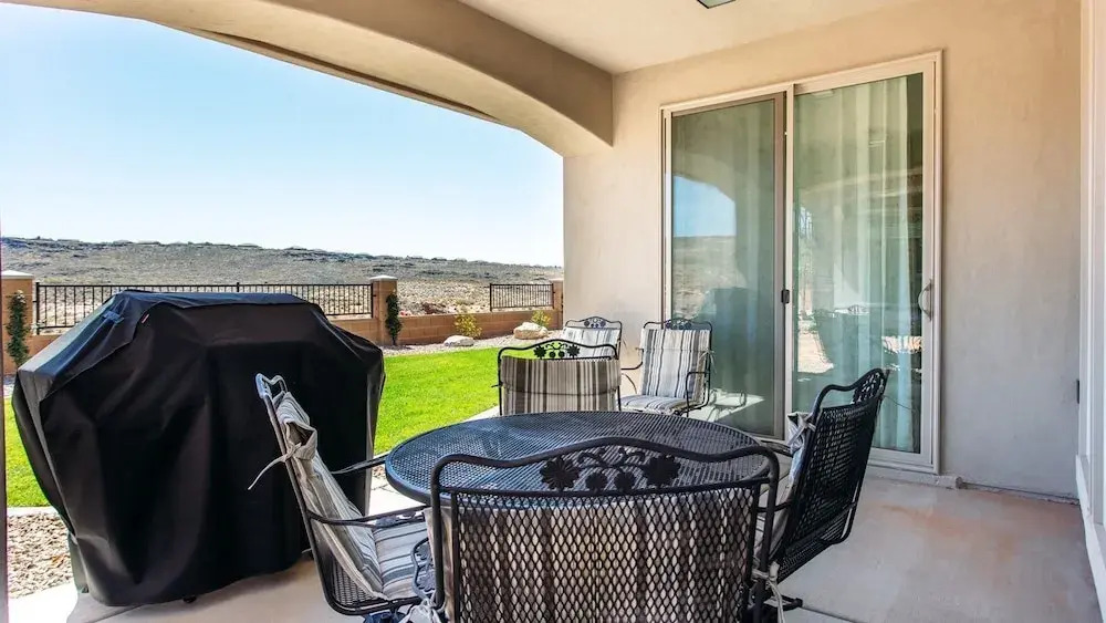 Vacation Home With Easy Access to Bike and Hiking Trails by Redawning