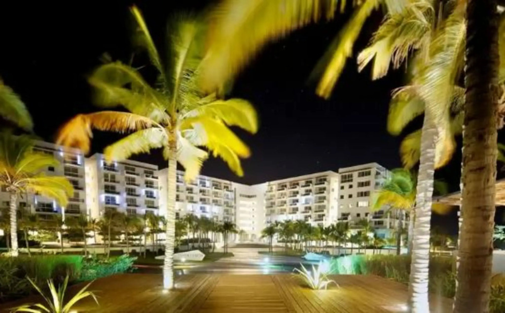 Playa Blanca Beach Resort - All Inclusive