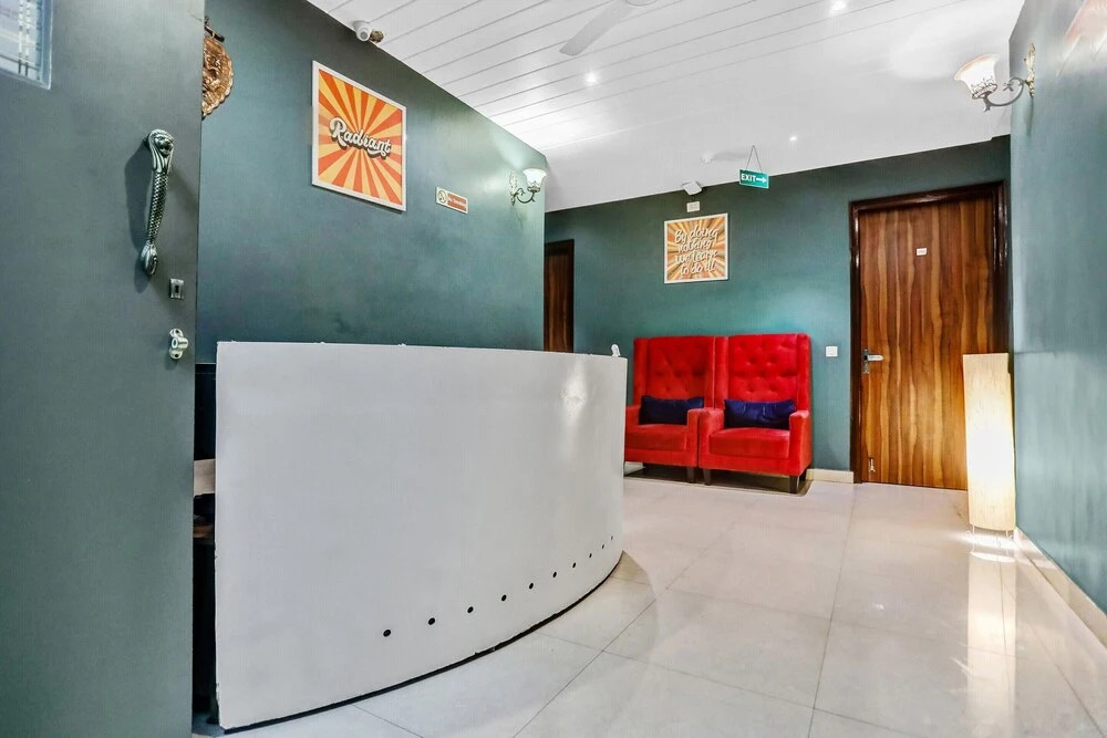 Qotel Hotel Church House Rohini Sector15