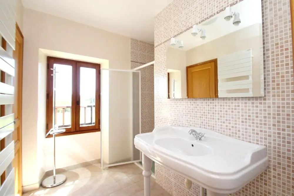 House With 2 Bedrooms in Penne, With Pool Access, Furnished Garden and