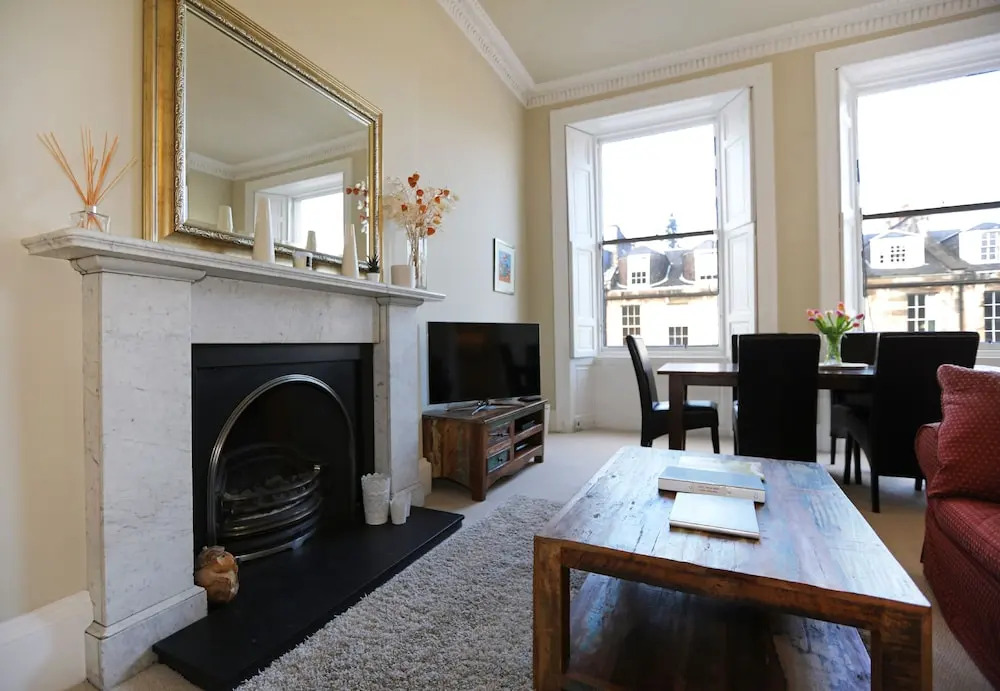 Modern Luxury City Apartment Edinburgh
