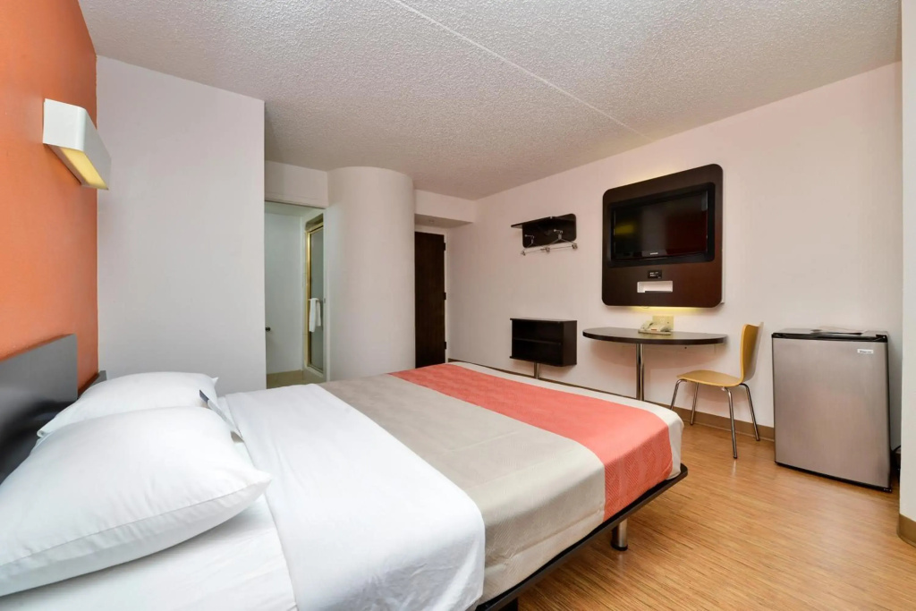 Motel 6-Plano, TX - West - Frisco