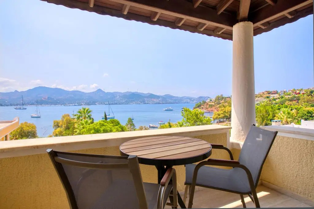 Farrys Boutique Hotel and Beach Club