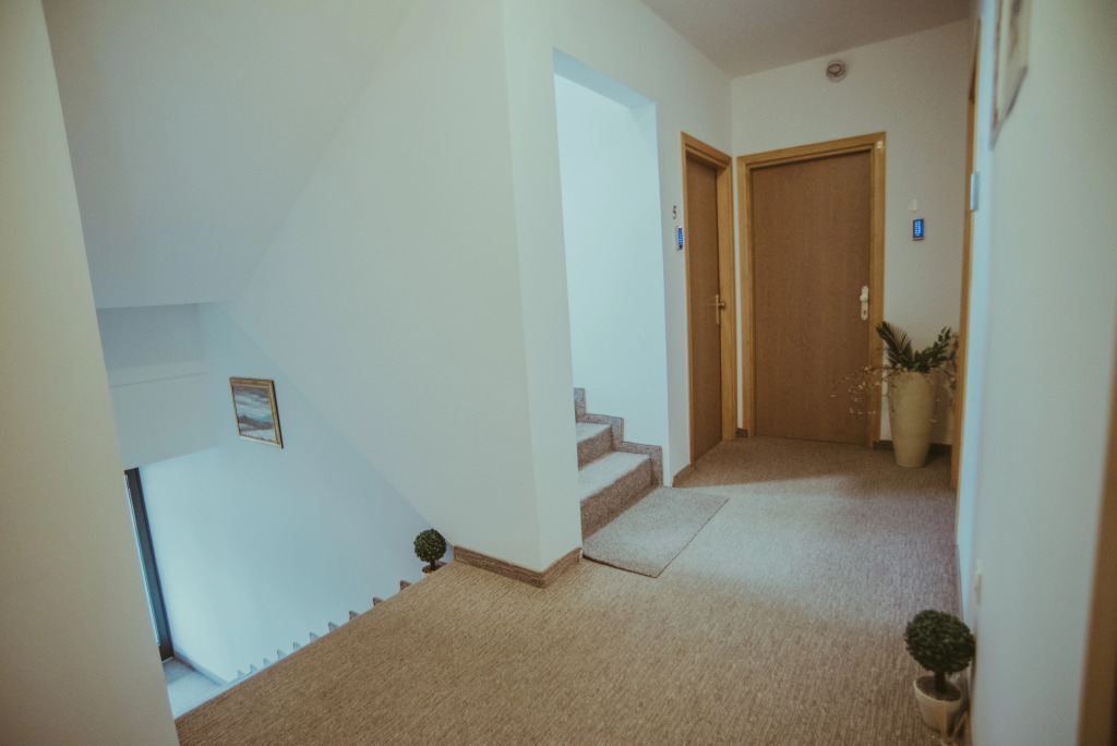 London Rooms Zagreb Airport
