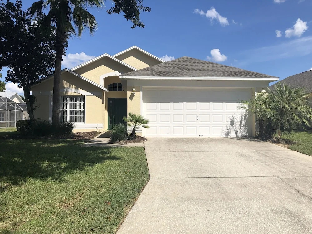 Cozy 3 Bed Home with Private Pool in Disney Area WN250GL
