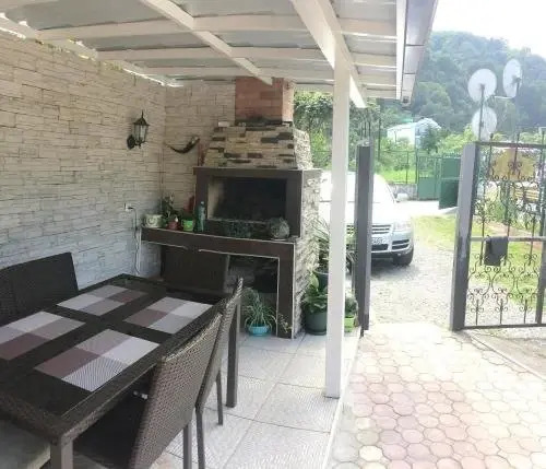 Deluxe Guest House
