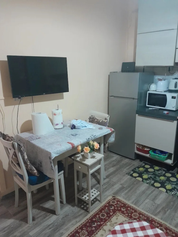 Beautiful 1-bed Apartment in Roma