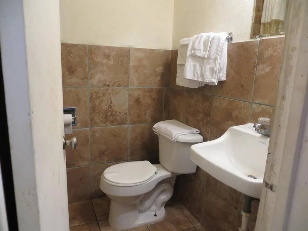 Travel Inn & Suites