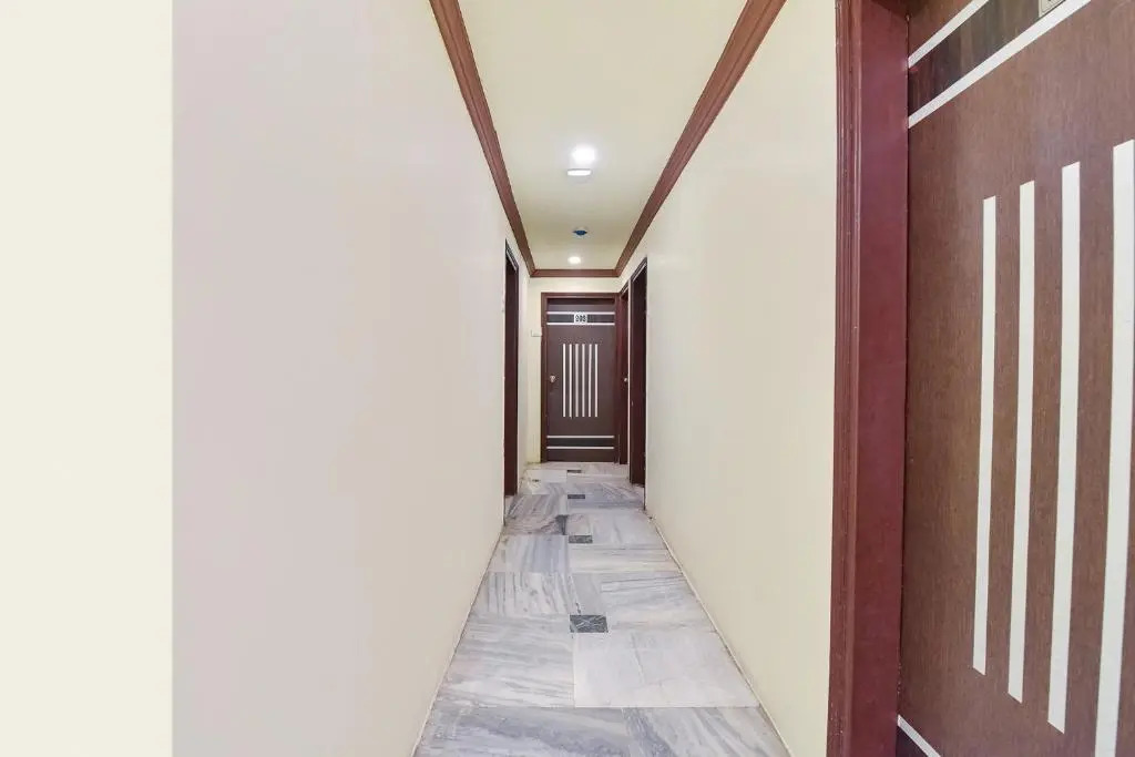 Fabexpress Poonam Palace