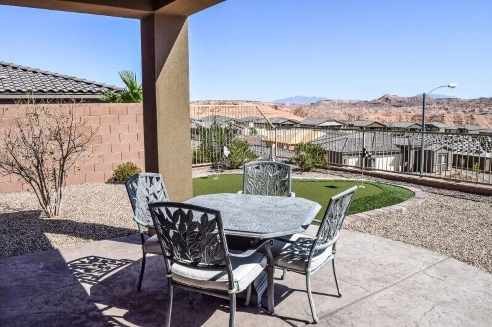 M L Paras Llc 3 Bedroom Home