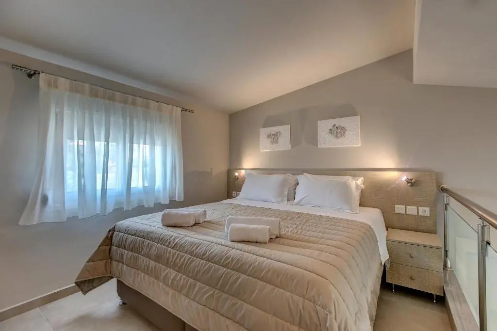 The House Of The Roses Seaview Superior Maisonette 2