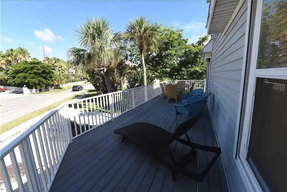 Eyes On The Sunset Apartment 3