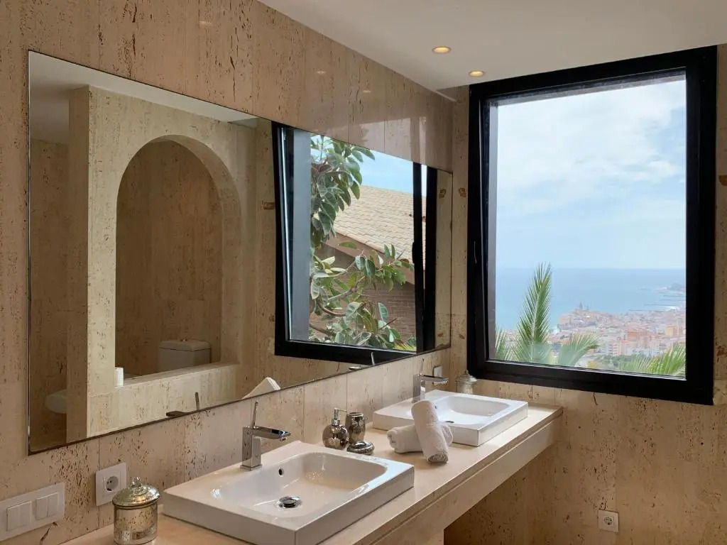 Sitges Spaces Stunning Sea View Villa, 2 Pools, BBQ