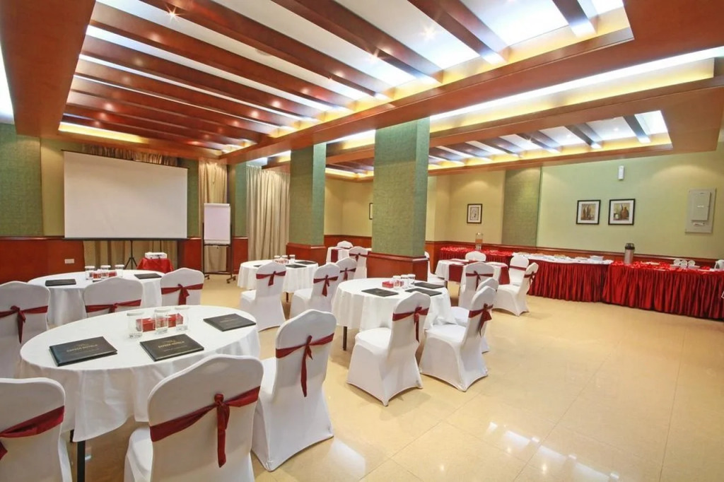 Wanasa Continental Hotel
