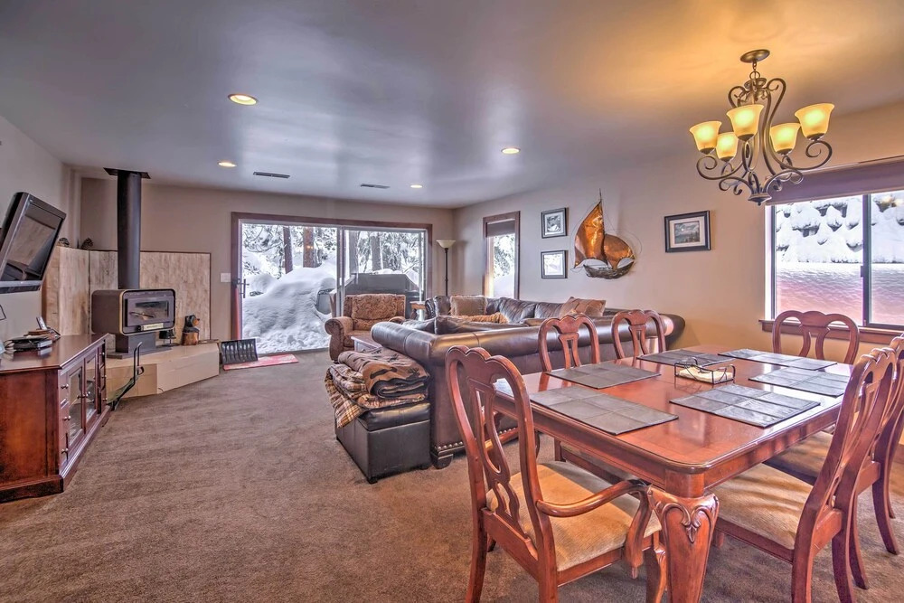 Private Deck & Community Pool: Incline Village Gem