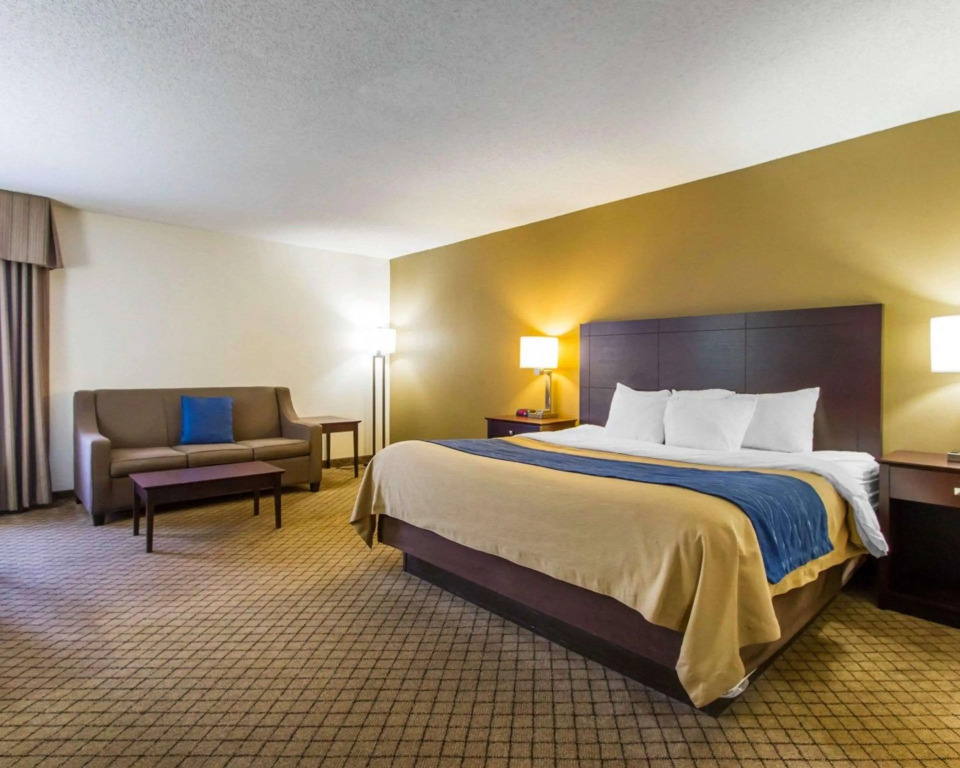 Quality Inn Clarksville - Exit 11