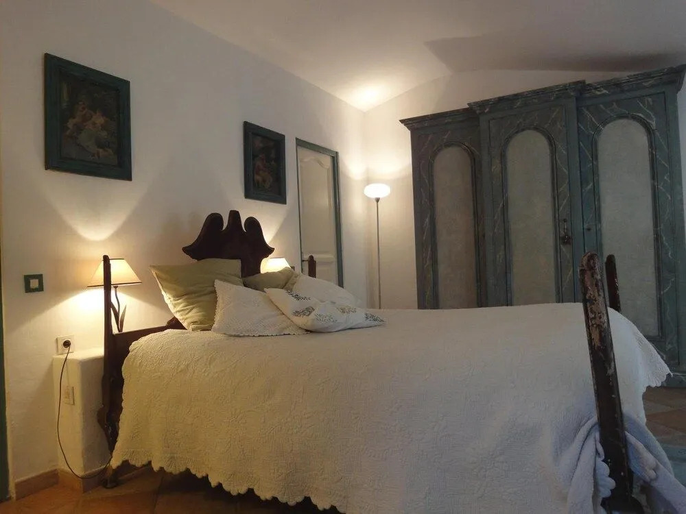 L'Amandari - Provence holidays - Chambres d'hôtes avec jardin, piscine, jacuzzi, climatisation