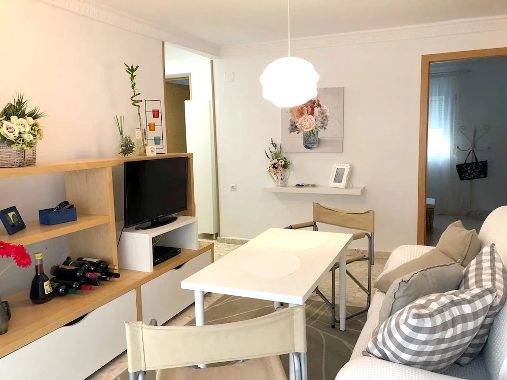 Apartment With 2 Bedrooms in Jerez de la Frontera, With Wonderful City
