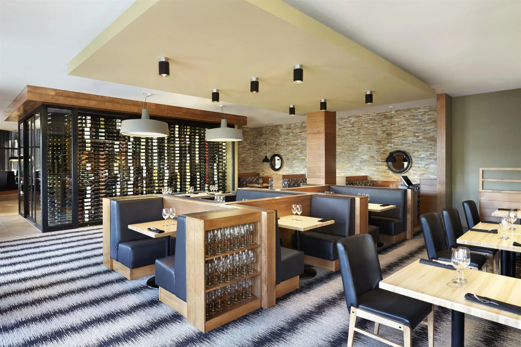 Four Points by Sheraton Kelowna Airport