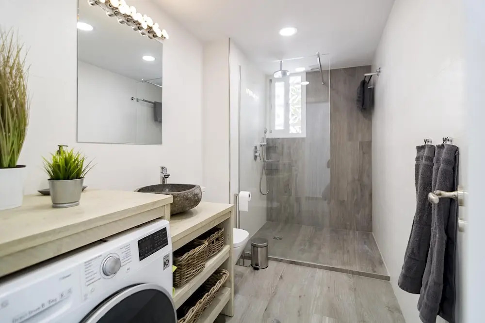 IB - Stunning apt in center of Marbella