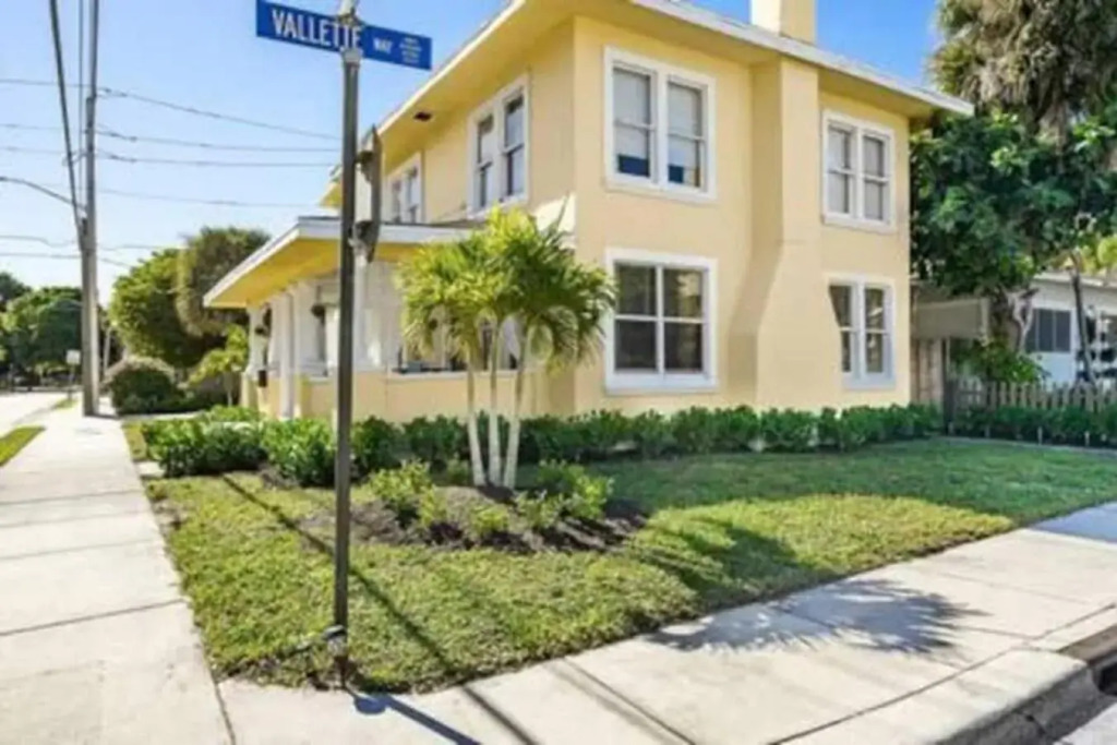 Boutique apartment near downtown WPB