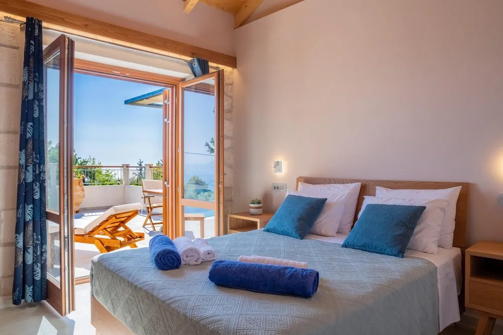 Pithari Sunset Villa