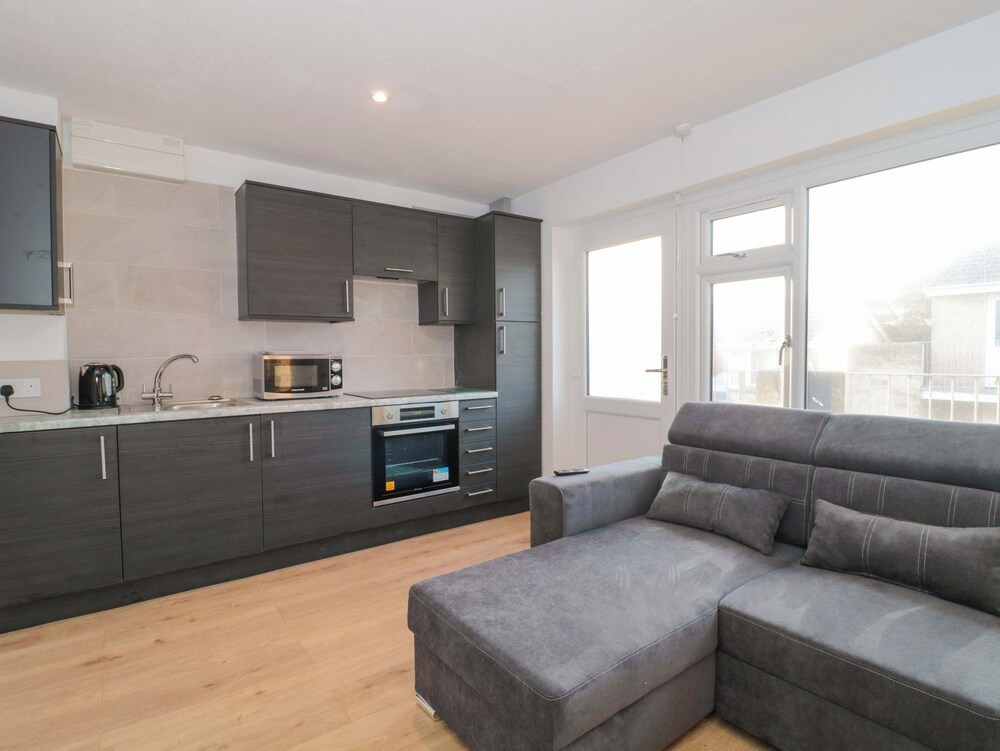 Flat 24