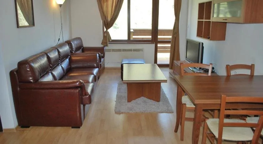 Pm Services Riverside Apartments