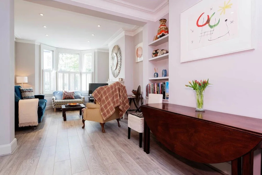 Battersea Retreat