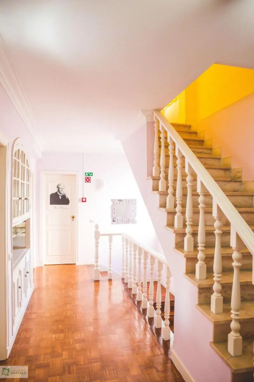 Help Yourself Hostels - Carcavelos Coast