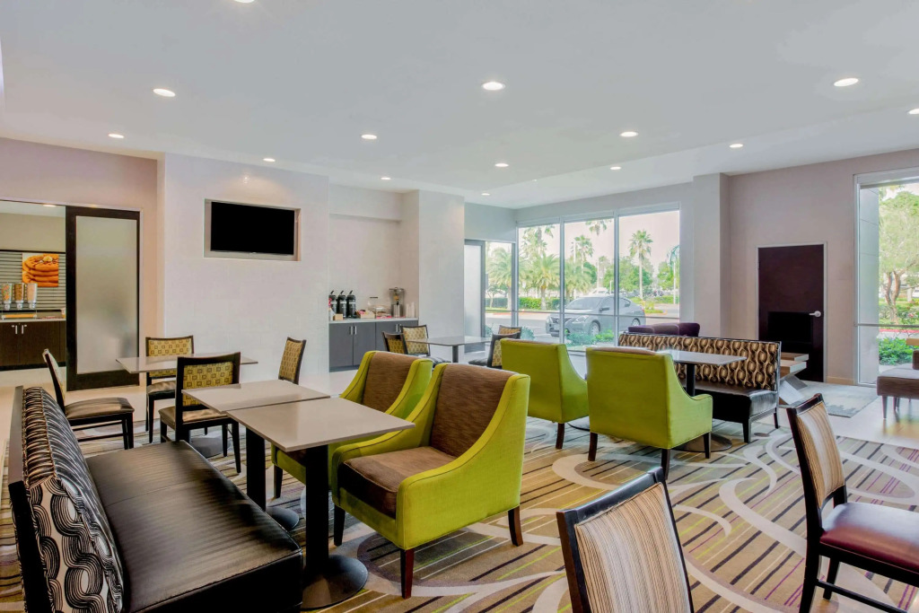 La Quinta by Wyndham McAllen Convention Center