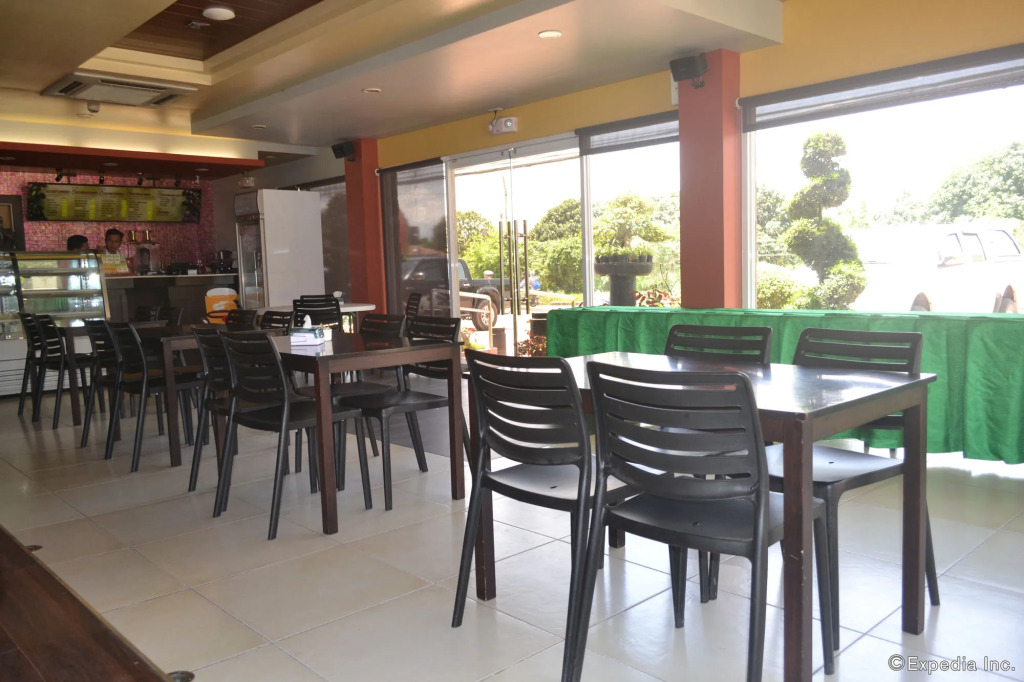 Roadhaus Hotel - The Manny Pacquiao Hotel