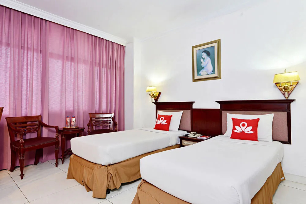 ZenRooms Soekarno Hatta Buah Batu