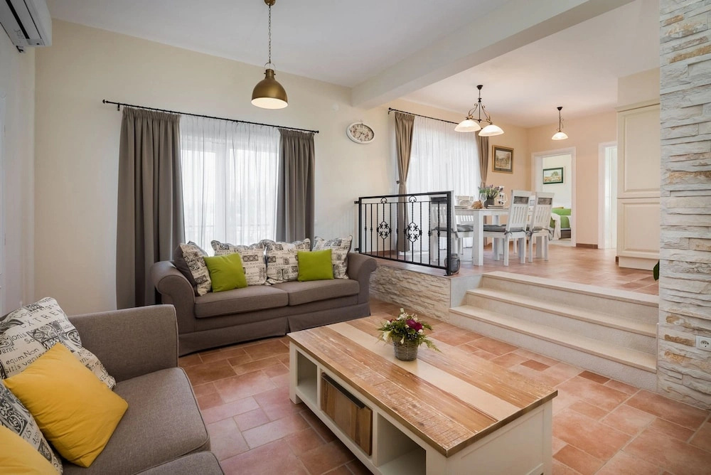 Seafront Villa Noah with heated pool
