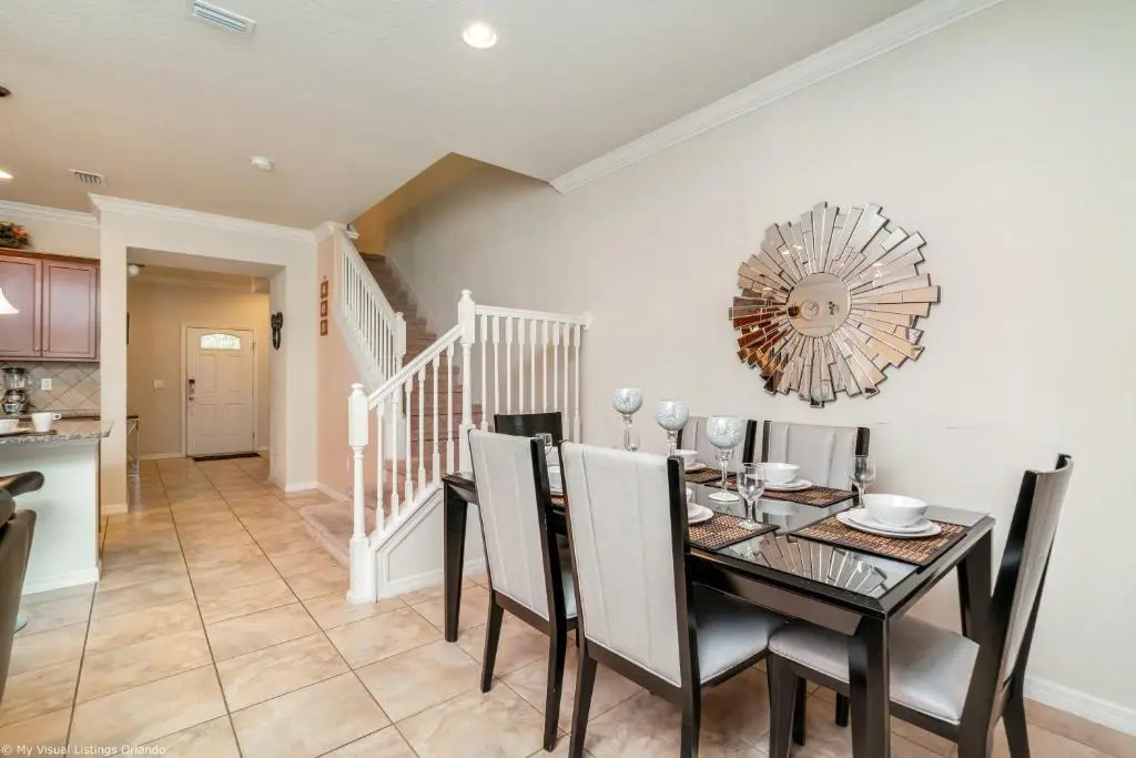 Free Waterpark Splash Pool BBQ Themed Rooms
