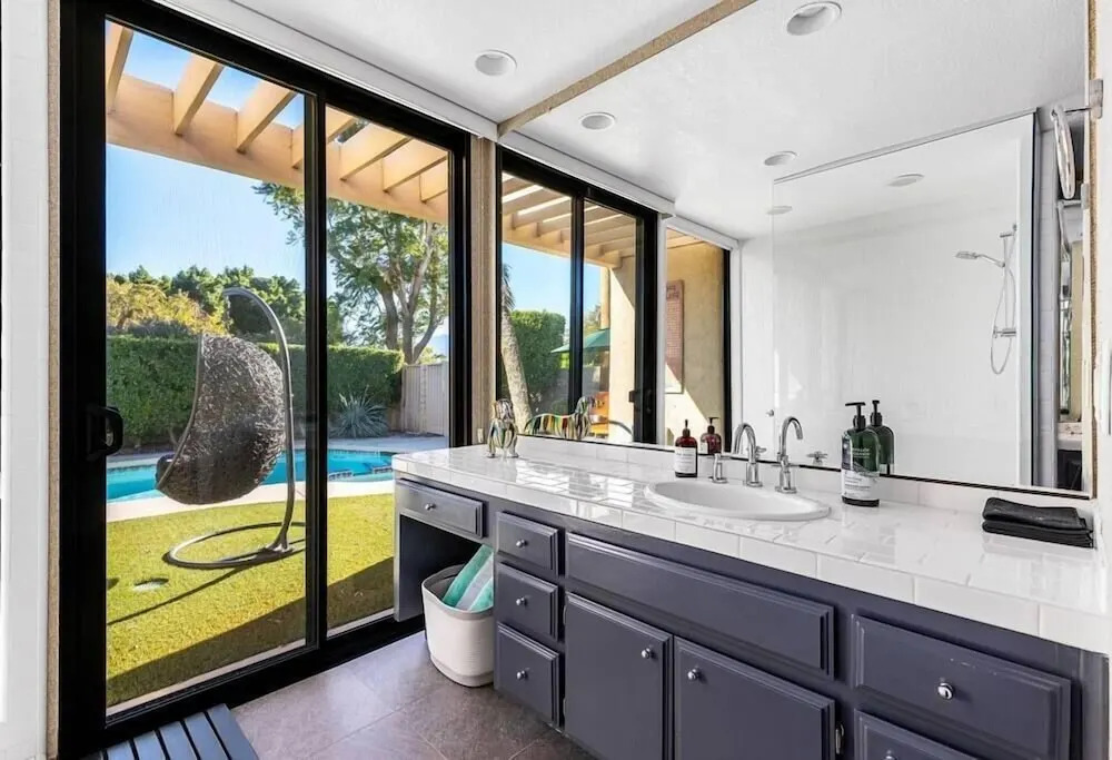Sunset House