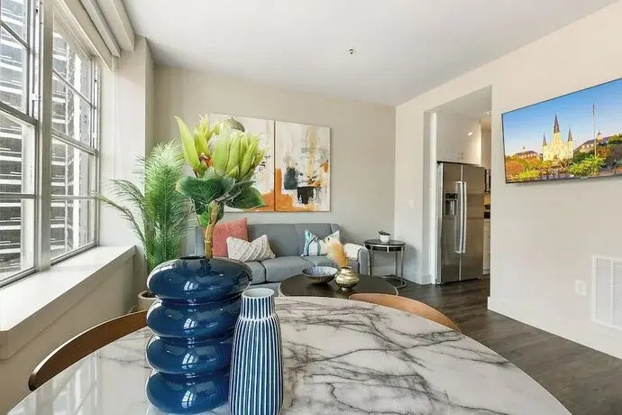 Charming Studio Near French Quarter