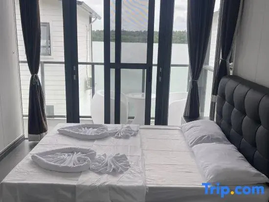 lake view apartment 湖畔别墅