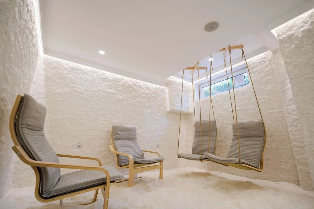 Local Stay Hotel, BW Signature Collection